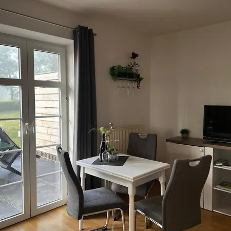 Baumhoefer Lejlighed Apen